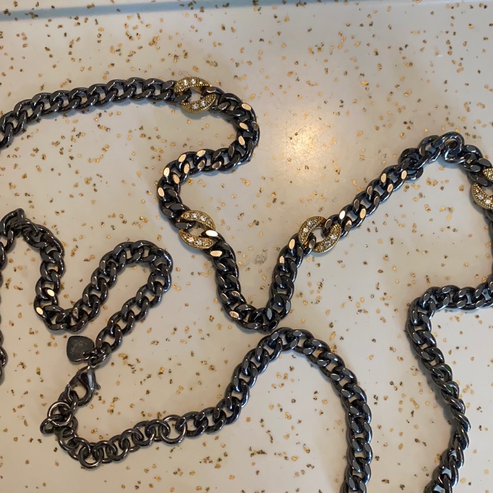Stella and Dot gunmetal chain link necklace